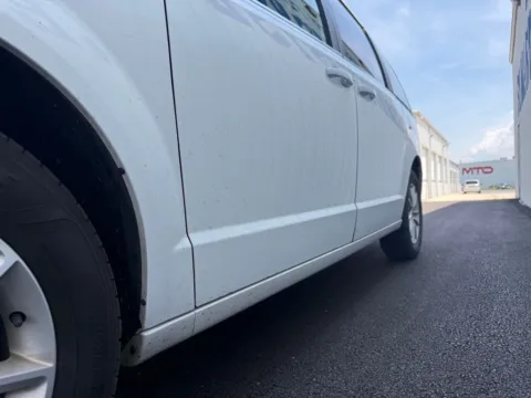 More photos of 2018 Dodge Grand Caravan SXT at St. Marys CDJR, OH