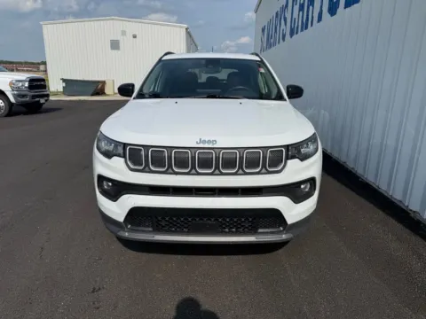 Another view of 2022 Jeep Compass Latitude Lux for sale in Saint Marys, OH at St. Marys CDJR