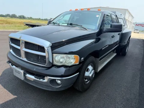 More photos of 2003 Dodge Ram 3500 ST at St. Marys CDJR, OH