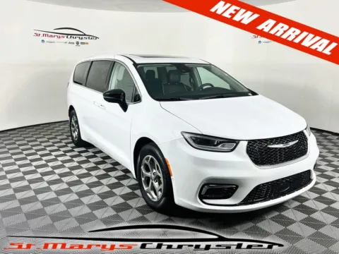 White 2024 Chrysler Pacifica Limited for sale in Saint Marys, OH
