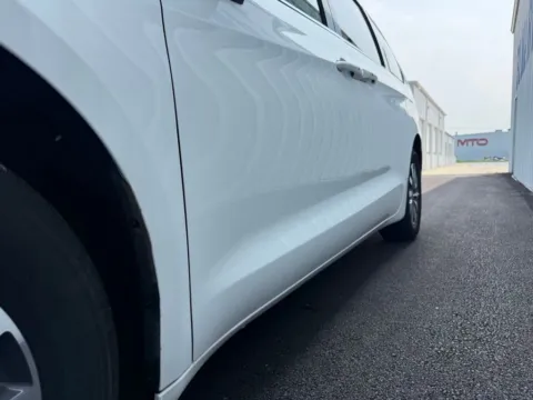 More photos of 2023 Chrysler Pacifica Hybrid Touring L at St. Marys CDJR, OH