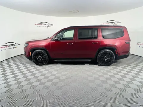 More photos of 2024 Jeep Wagoneer Series II at St. Marys CDJR, OH