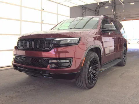 More photos of 2024 Jeep Wagoneer Series II at St. Marys CDJR, OH