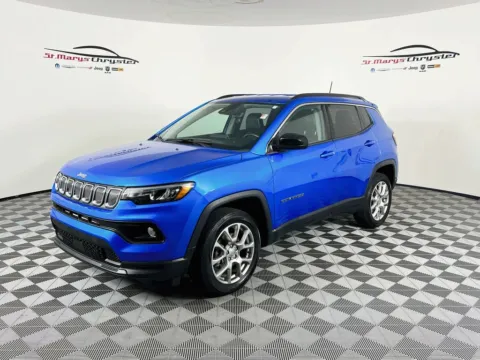 More photos of 2022 Jeep Compass Latitude Lux at St. Marys CDJR, OH