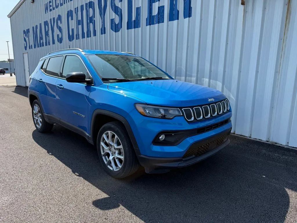 Blue 2022 Jeep Compass Latitude Lux for sale in Saint Marys, OH