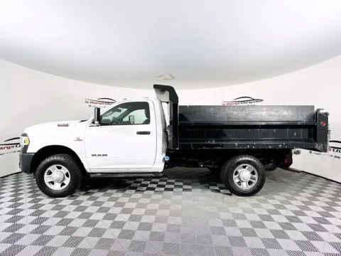 More photos of 2021 Ram 3500 Tradesman at St. Marys CDJR, OH