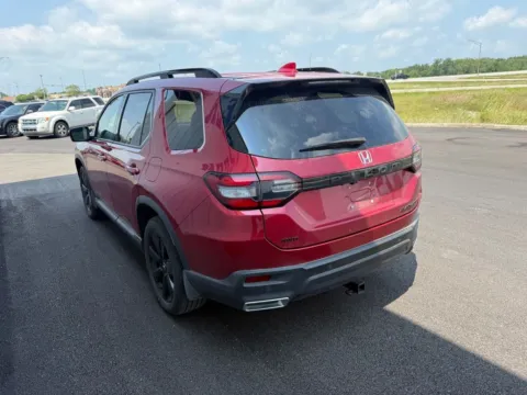 More photos of 2025 Honda Pilot Black Edition at St. Marys CDJR, OH