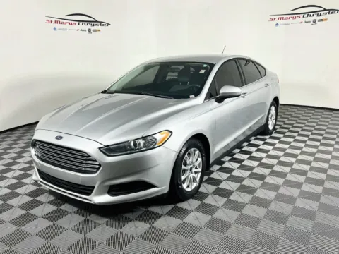 More photos of 2016 Ford Fusion S at St. Marys CDJR, OH