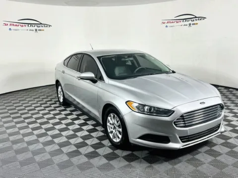 Silver 2016 Ford Fusion S for sale in Saint Marys, OH