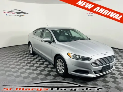 Silver 2016 Ford Fusion S for sale in Saint Marys, OH