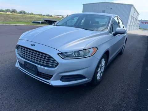 More photos of 2016 Ford Fusion S at St. Marys CDJR, OH