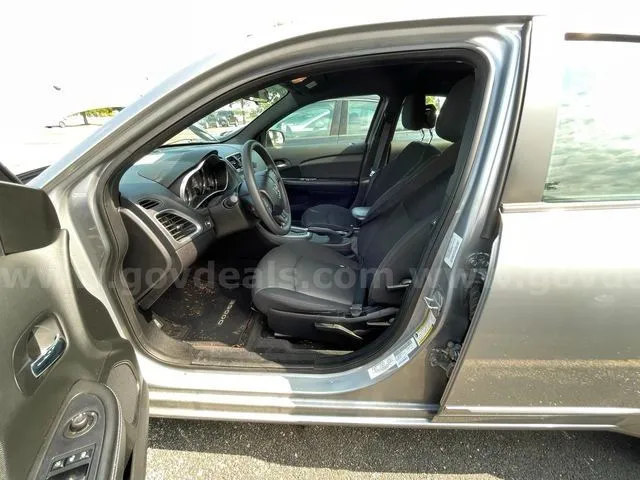Photo 12