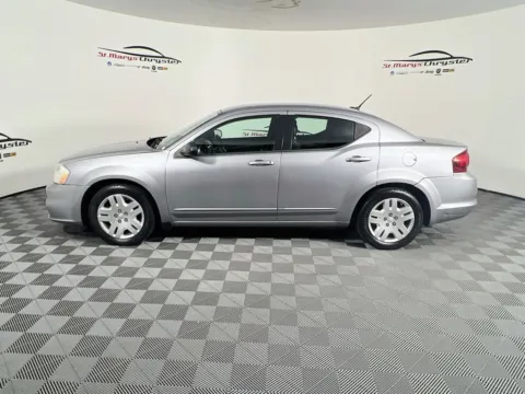 More photos of 2013 Dodge Avenger SE at St. Marys CDJR, OH