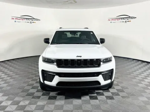 Another view of 2026 Jeep Grand Cherokee for sale in Saint Marys, OH at St. Marys CDJR