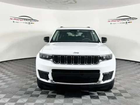 Another view of 2023 Jeep Grand Cherokee L Limited for sale in Saint Marys, OH at St. Marys CDJR