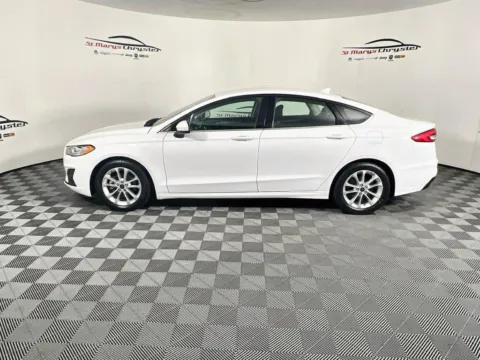 More photos of 2019 Ford Fusion SE at St. Marys CDJR, OH