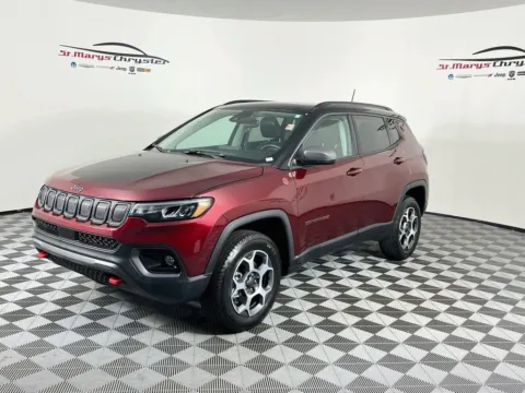 More photos of 2022 Jeep Compass Trailhawk at St. Marys CDJR, OH