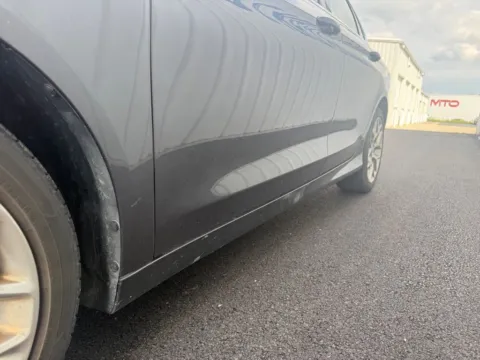 More photos of 2016 Chrysler 200 C at St. Marys CDJR, OH