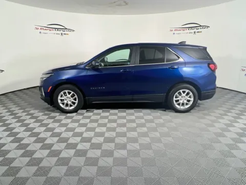 More photos of 2022 Chevrolet Equinox LT at St. Marys CDJR, OH
