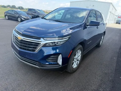 More photos of 2022 Chevrolet Equinox LT at St. Marys CDJR, OH