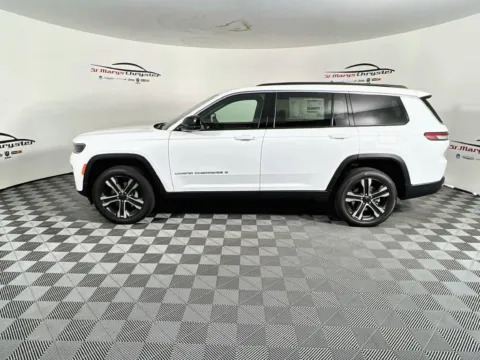 More photos of 2027 Jeep Grand Cherokee L Limited at St. Marys CDJR, OH