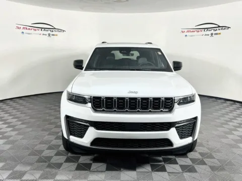 Another view of 2027 Jeep Grand Cherokee L Limited for sale in Saint Marys, OH at St. Marys CDJR