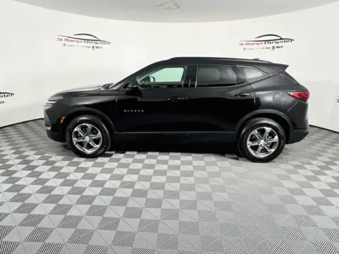 More photos of 2024 Chevrolet Blazer LT at St. Marys CDJR, OH
