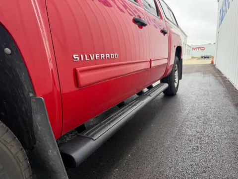 More photos of 2011 Chevrolet Silverado 1500 LS at St. Marys CDJR, OH