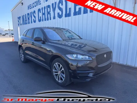 Black 2017 Jaguar F-PACE 35t Prestige for sale in Saint Marys, OH
