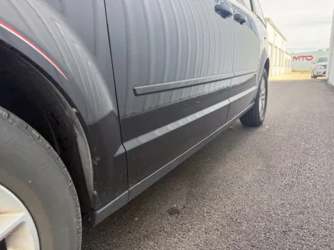 More photos of 2015 Dodge Grand Caravan SXT at St. Marys CDJR, OH