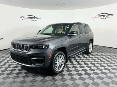 More photos of 2023 Jeep Grand Cherokee Summit at St. Marys CDJR, OH