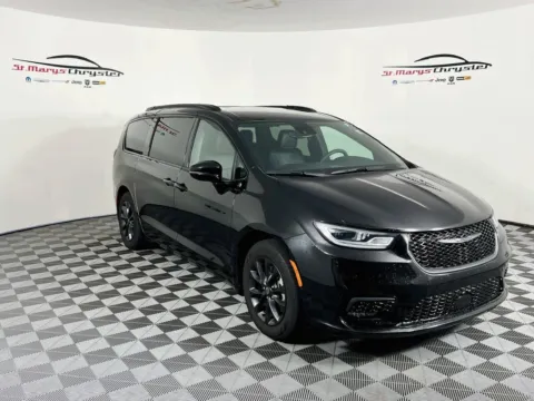 Black 2025 Chrysler Pacifica Select for sale in Saint Marys, OH