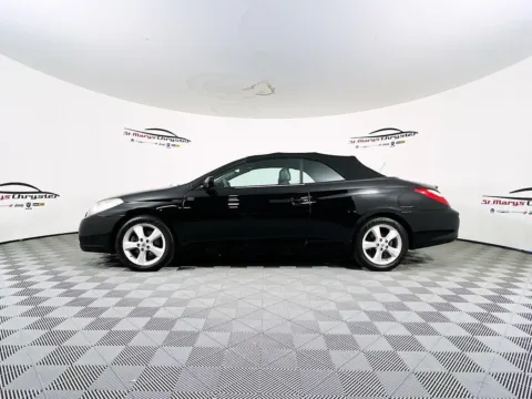 More photos of 2008 Toyota Camry Solara SLE at St. Marys Chrysler Dodge Jeep, OH