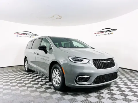 Gray 2025 Chrysler Pacifica Select for sale in Saint Marys, OH