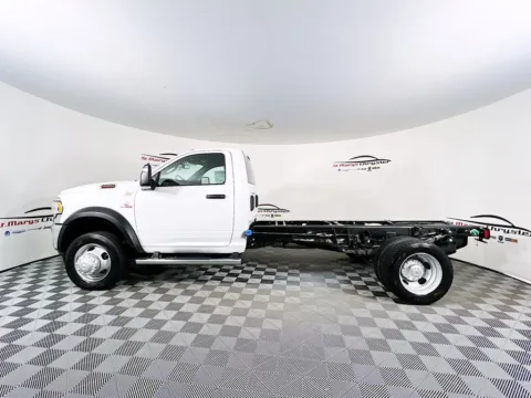 More photos of 2024 Ram 4500HD Tradesman at St. Marys Chrysler Dodge Jeep, OH