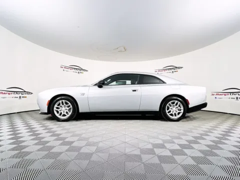 More photos of 2025 Dodge Charger R/T at St. Marys Chrysler Dodge Jeep, OH