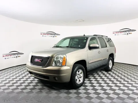 More photos of 2007 GMC Yukon SLT at St. Marys Chrysler Dodge Jeep, OH