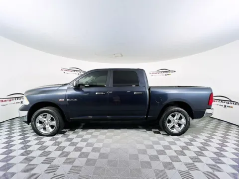 More photos of 2017 Ram 1500 SLT at St. Marys Chrysler Dodge Jeep, OH