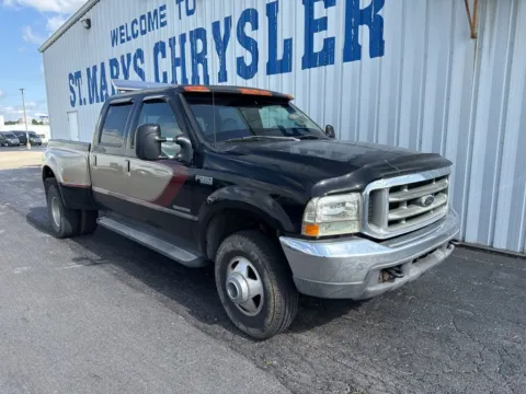 Black 2000 Ford F-350SD Lariat for sale in Saint Marys, OH