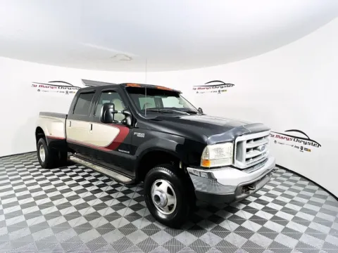 Black 2000 Ford F-350SD Lariat for sale in Saint Marys, OH