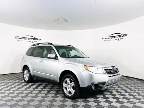 Silver 2009 Subaru Forester 2.5X for sale in Saint Marys, OH