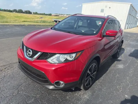More photos of 2017 Nissan Rogue Sport SL at St. Marys Chrysler Dodge Jeep, OH
