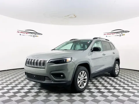 More photos of 2022 Jeep Cherokee Latitude Lux at St. Marys Chrysler Dodge Jeep, OH