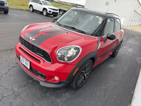 More photos of 2013 MINI John Cooper Works Countryman at St. Marys Chrysler Dodge Jeep, OH