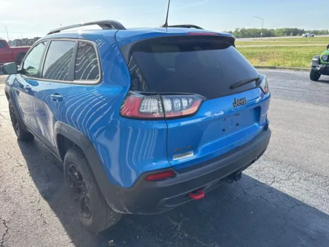 More photos of 2022 Jeep Cherokee Trailhawk at St. Marys Chrysler Dodge Jeep, OH