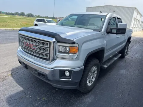 More photos of 2014 GMC Sierra 1500 SLE at St. Marys Chrysler Dodge Jeep, OH