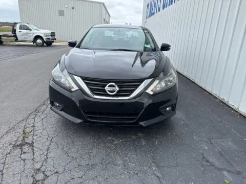 Another view of 2017 Nissan Altima 3.5 SL for sale in Saint Marys, OH at St. Marys Chrysler Dodge Jeep