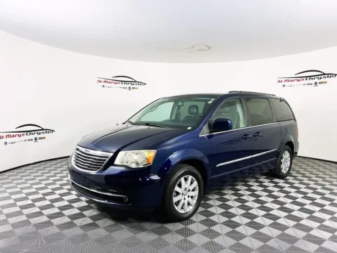 More photos of 2014 Chrysler Town & Country Touring at St. Marys CDJR, OH