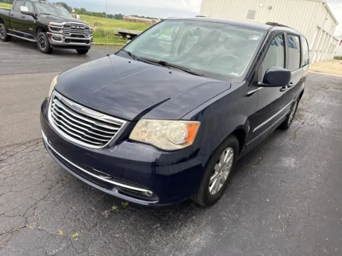 More photos of 2014 Chrysler Town & Country Touring at St. Marys CDJR, OH