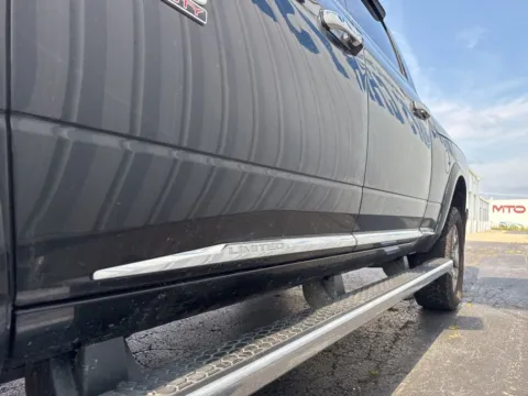 More photos of 2017 Ram 2500 Limited at St. Marys CDJR, OH